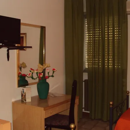 Hotel Collina Del Faro 3*